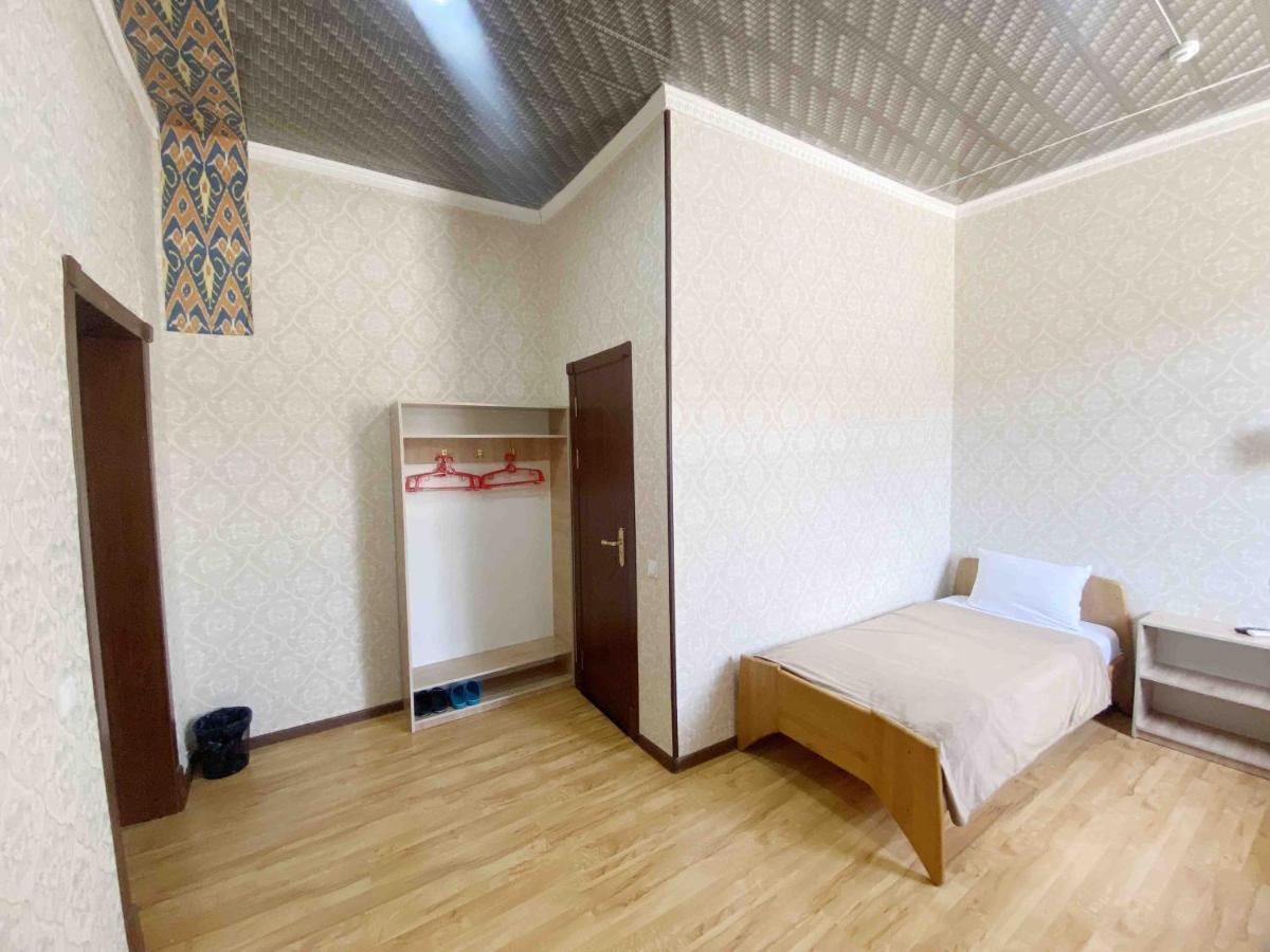 Polvon Ota Hotel Khiva Bagian luar foto