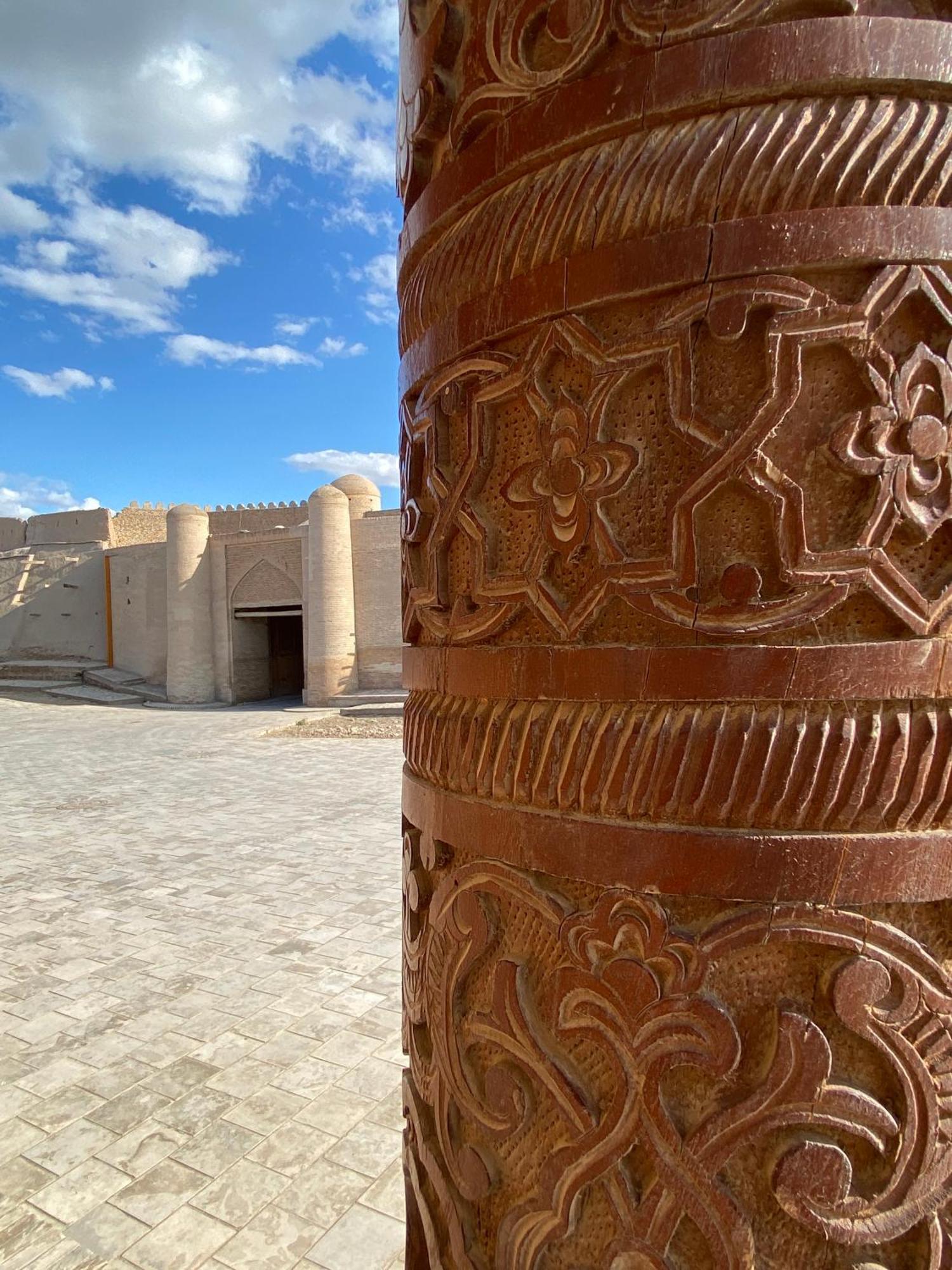 Polvon Ota Hotel Khiva Bagian luar foto